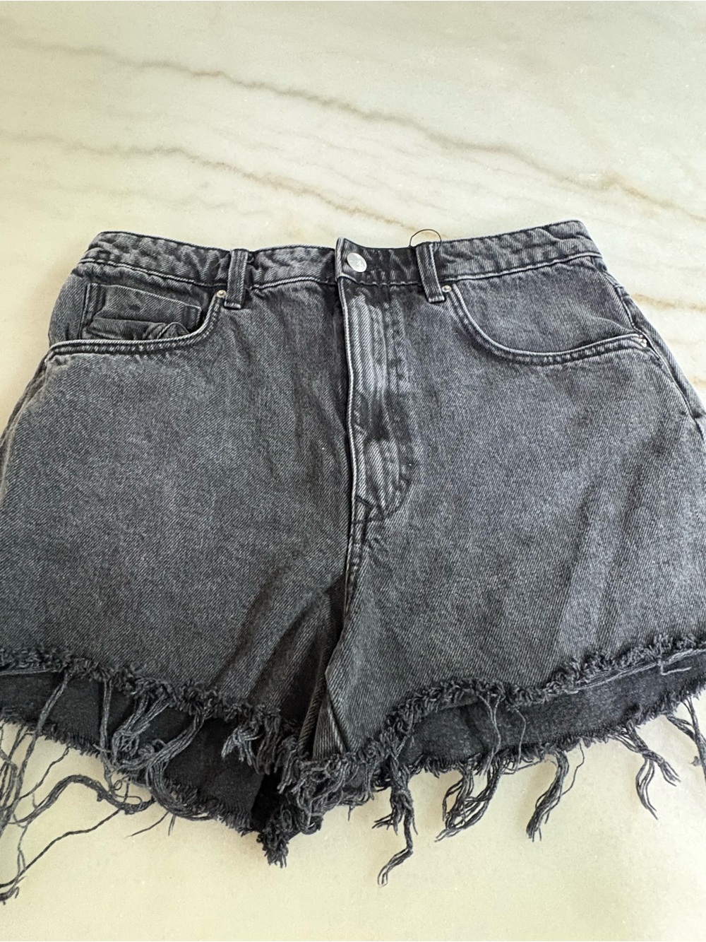 ZARA High-Waisted Black Denim Frayed Hem Shorts